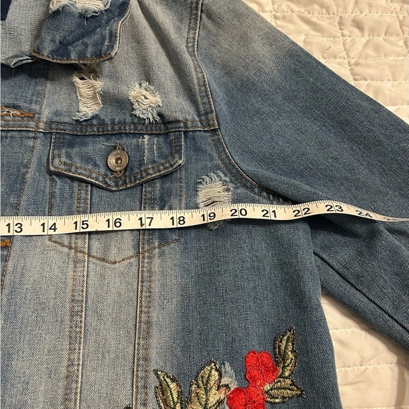 Cavalini Distressed Denim Jacket with Rose Embroidery – Size Medium - Picture 3 of 10